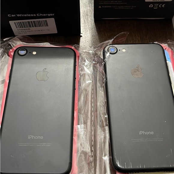 2 iPhone 📱 7 plus accessories - Picture 6 of 10